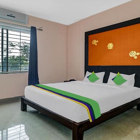 Grand Jp Inn Near 2 Km From Gundlupet Bus Stand المظهر الخارجي الصورة