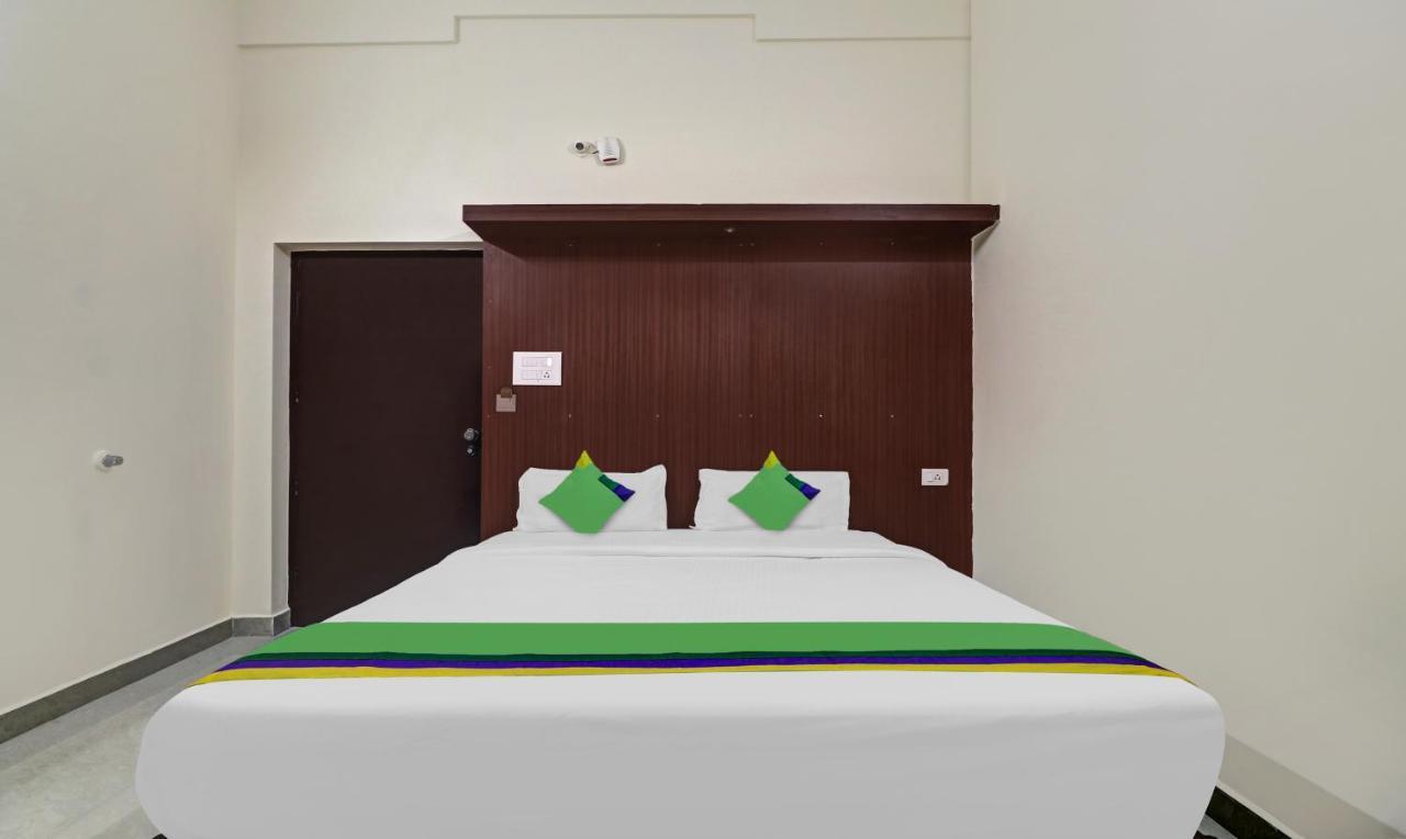 Grand Jp Inn Near 2 Km From Gundlupet Bus Stand المظهر الخارجي الصورة