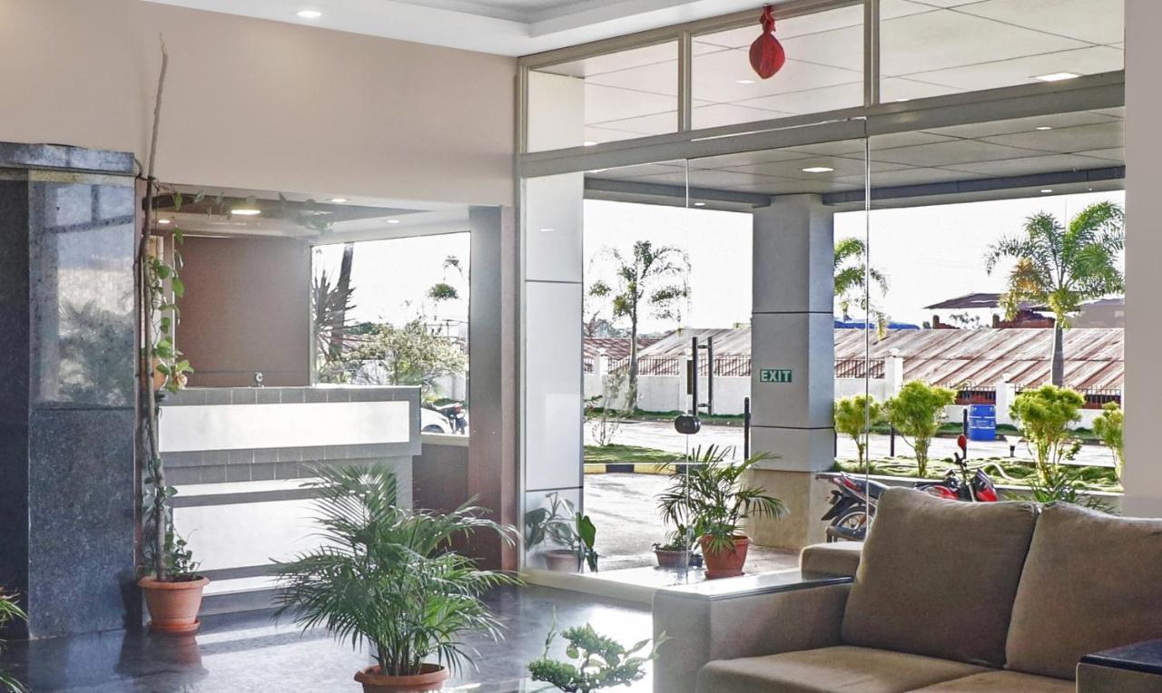 Grand Jp Inn Near 2 Km From Gundlupet Bus Stand المظهر الخارجي الصورة