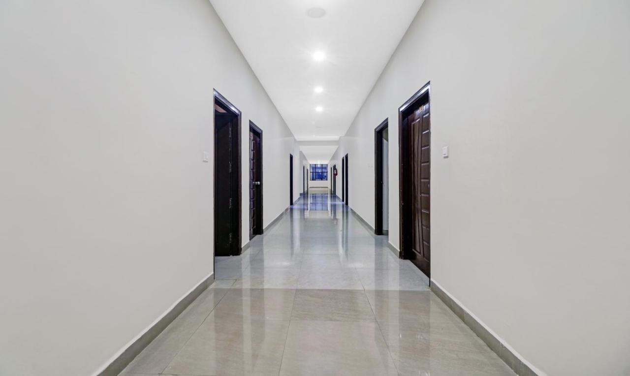 Grand Jp Inn Near 2 Km From Gundlupet Bus Stand المظهر الخارجي الصورة