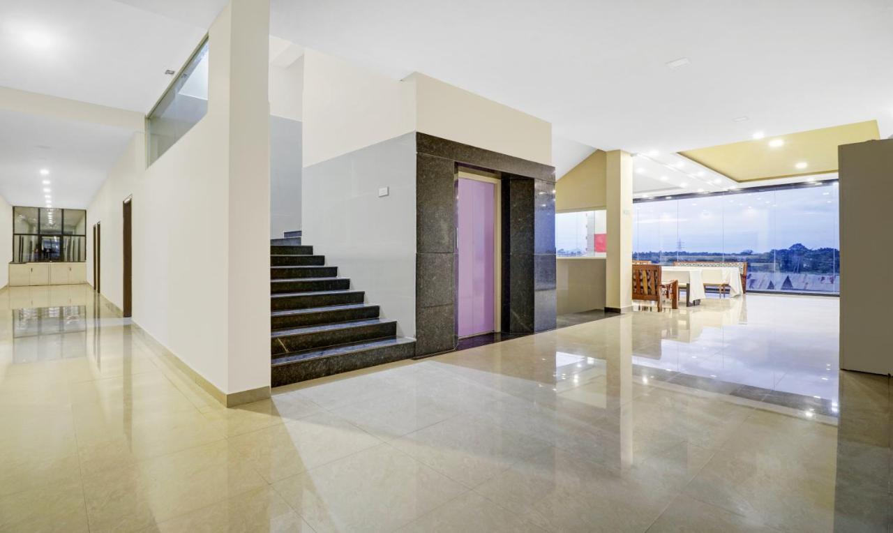 Grand Jp Inn Near 2 Km From Gundlupet Bus Stand المظهر الخارجي الصورة