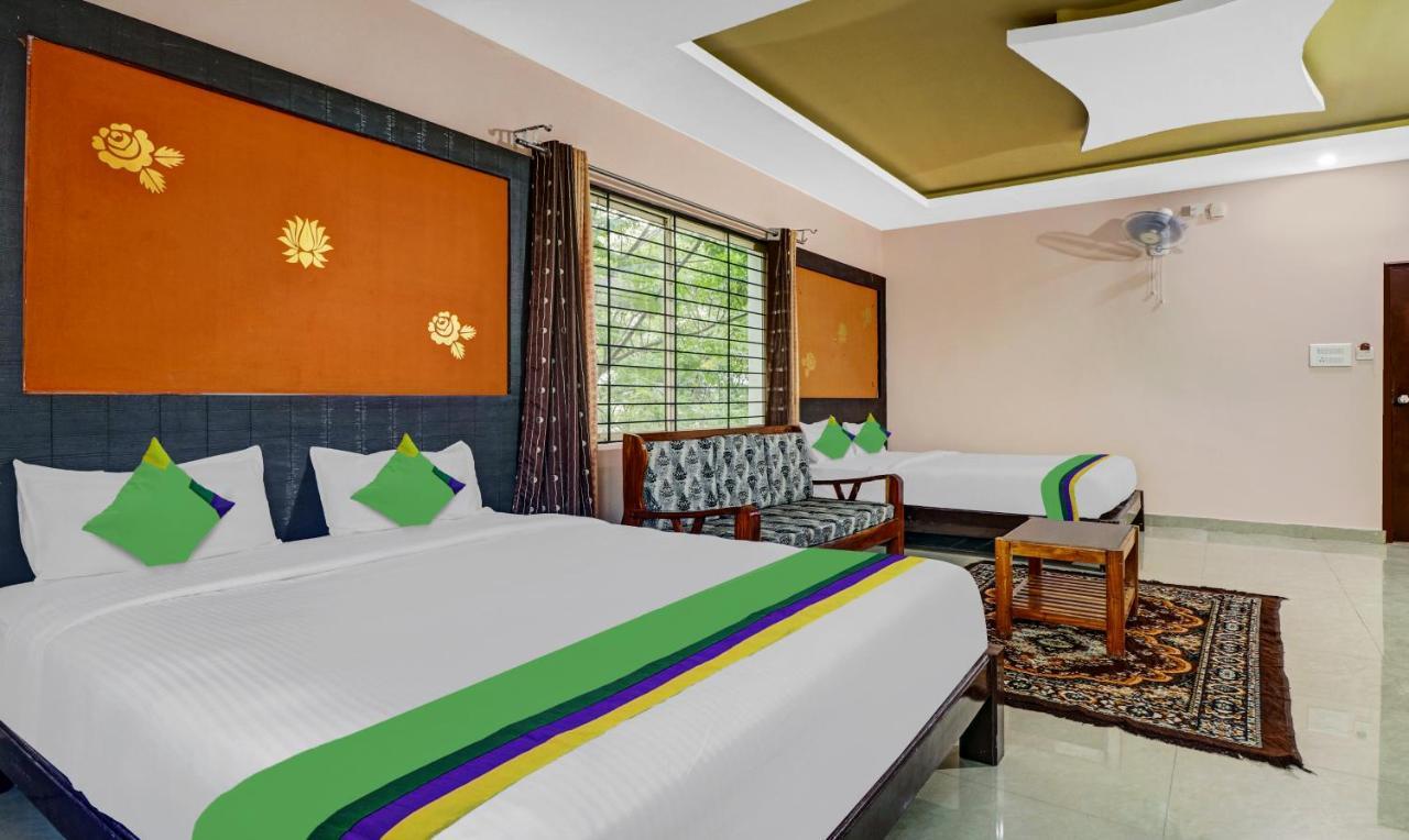 Grand Jp Inn Near 2 Km From Gundlupet Bus Stand المظهر الخارجي الصورة